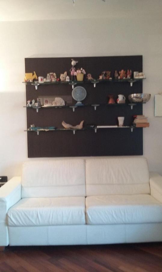 Casa Delle Sorprese Apartment Pescara Bagian luar foto